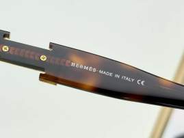 Picture of Hermes Sunglasses _SKUfw70119385fw